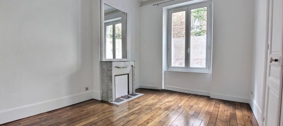 2 bedrooms Apartment in Pantin, France No. 182674 6