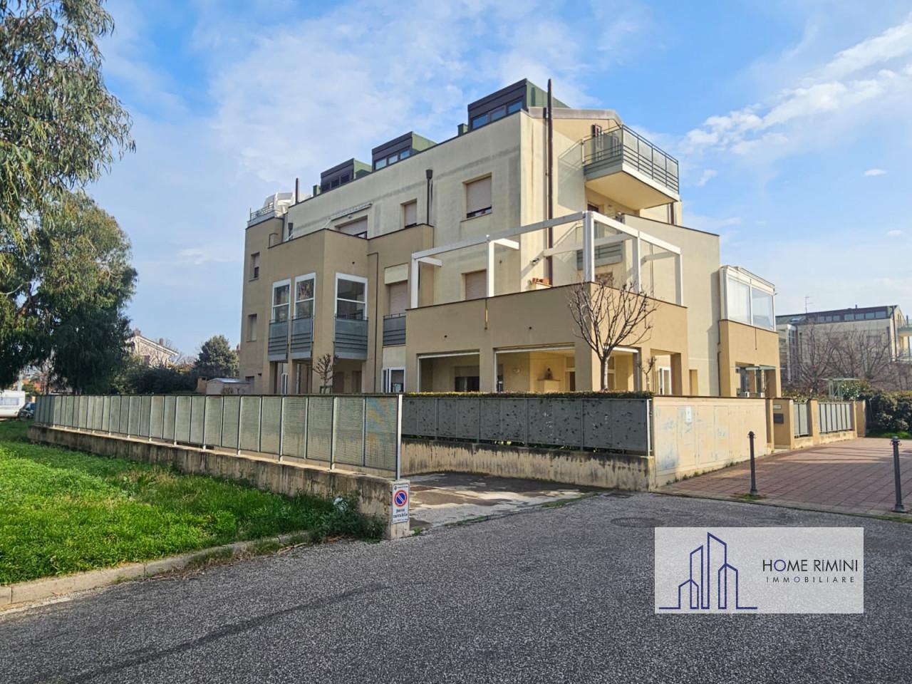 6 rooms Duplex in Rimini, Italy No. 32372