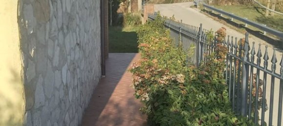 4 rooms House in Nocera Umbra, Italy No. 220396 7
