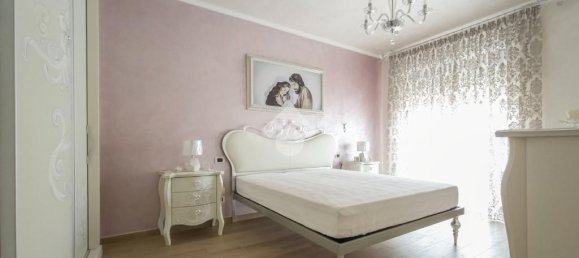 2 bedrooms Apartment in Manfredonia, Italy No. 287124 9