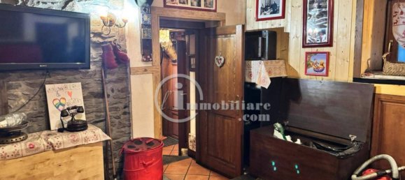 2 bedrooms Apartment in La Salle, Italy No. 266938 36