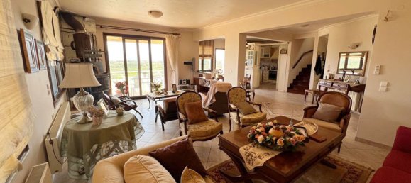 4 bedrooms Villa in Chania, Greece No. 138 3