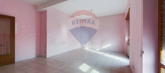 3 bedrooms Apartment in Rome, Italy No. 119652 8