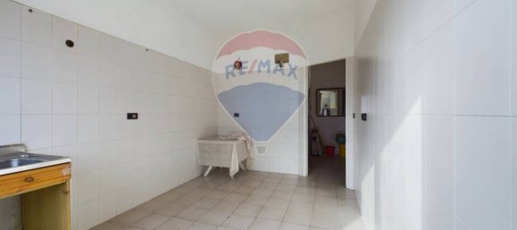 3 bedrooms Apartment in Rome, Italy No. 119652 13