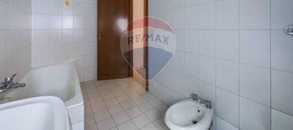 3 bedrooms Apartment in Rome, Italy No. 119652 37