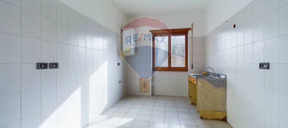 3 bedrooms Apartment in Rome, Italy No. 119652 16