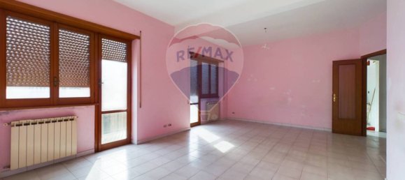 3 bedrooms Apartment in Rome, Italy No. 119652 5