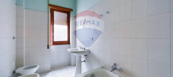 3 bedrooms Apartment in Rome, Italy No. 119652 36