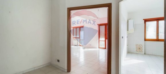 3 bedrooms Apartment in Rome, Italy No. 119652 19