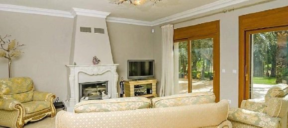 11 bedrooms Villa in Moraira, Spain No. 284937 3