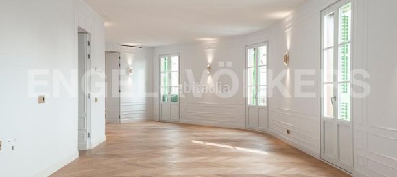 4 Schlafzimmer Penthouse in Eixample, Spain, Nr. 25862 15