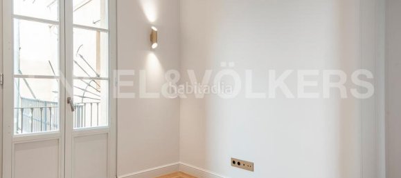 4 Schlafzimmer Penthouse in Eixample, Spain, Nr. 25862 17