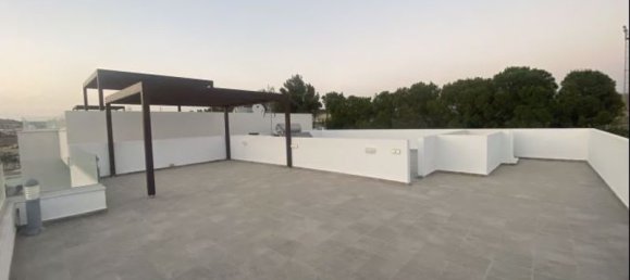 3 bedrooms Villa in Pyla, Cyprus No. 18215 2