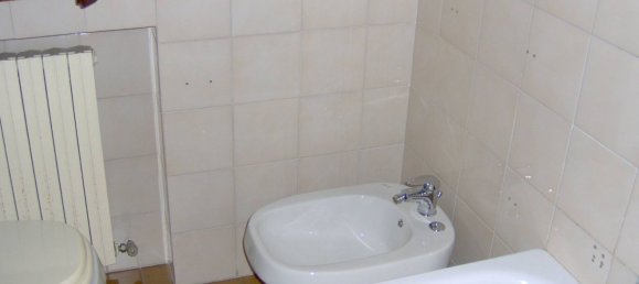 4 rooms House in Terre del Reno, Italy No. 62870 14