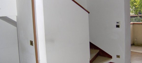 4 rooms House in Terre del Reno, Italy No. 62870 6