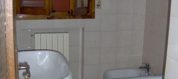 4 rooms House in Terre del Reno, Italy No. 62870 13