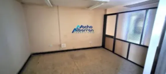 Escritório em Badajoz, Spain 304 m² N.º 156046 16