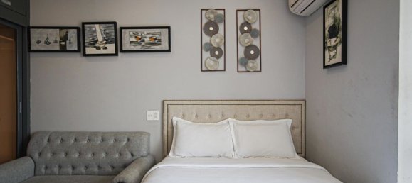 1 room Office in District 4, Vietnam No. 15993 9