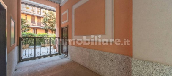 2 bedrooms Apartment in Milan, Italy No. 273496 34