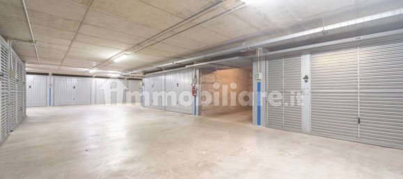 2 bedrooms Apartment in Milan, Italy No. 273496 37