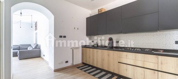 2 bedrooms Apartment in Milan, Italy No. 273496 2