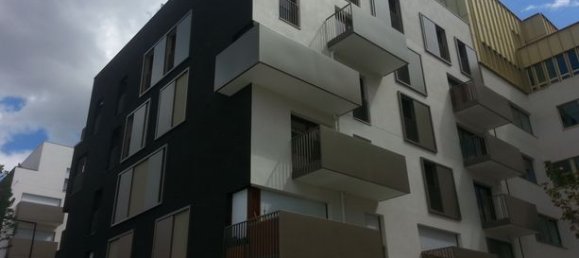 4 rooms Apartment in Saint-Denis, France No. 309211 3