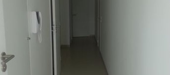 4 rooms Apartment in Saint-Denis, France No. 309211 11