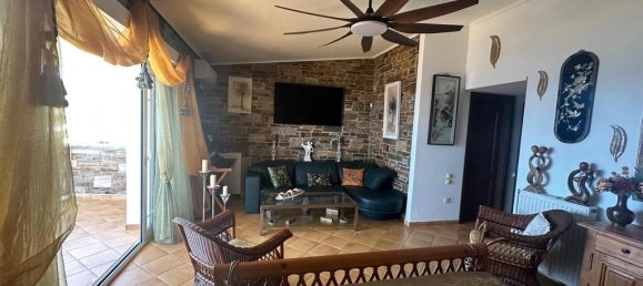 4 chambres Villa à Palaia Fokaia, Greece No. 53561 25