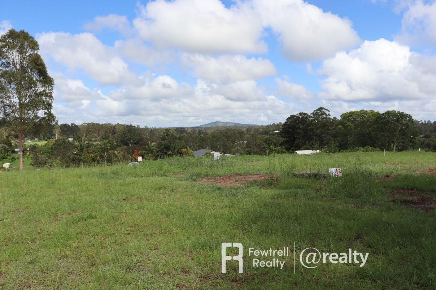 Terrain à Veteran, Australia 4000m² No. 1049