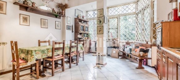 5 bedrooms Apartment in Rome, Italy No. 338464 17