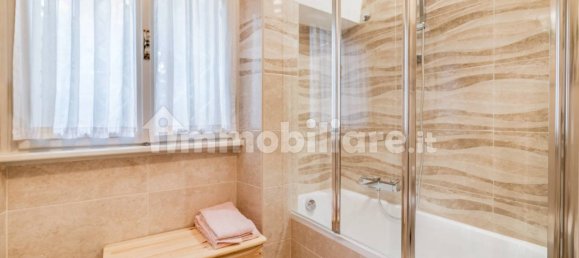 5 bedrooms Apartment in Rome, Italy No. 338464 13