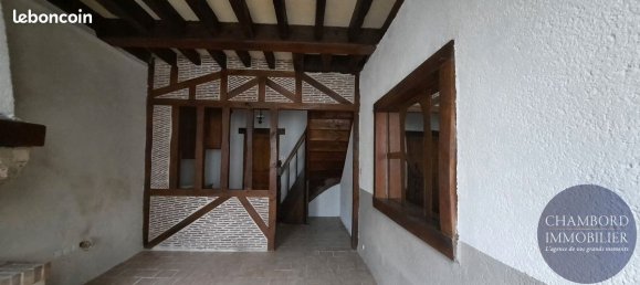 2 bedrooms House in Loir-et-Cher, France No. 45132 3