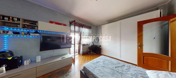 3 rooms Apartment in Turin, Italy No. 266252 12