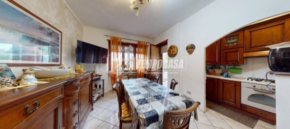 3 rooms Apartment in Turin, Italy No. 266252 8