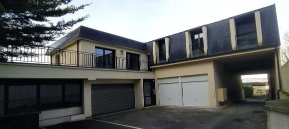 2 bedrooms Apartment in Noisy-le-Grand, France No. 133857 9