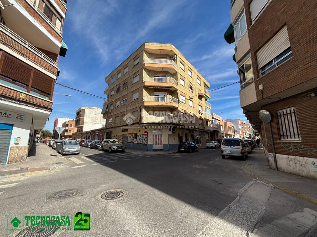 3 rooms Apartment in Ciudad Real, Spain No. 276725