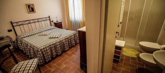 Casa de 8 dormitorios en Chianni, Italy No. 58436 44