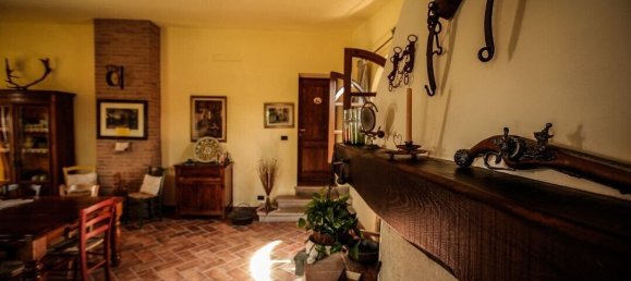 Casa de 8 dormitorios en Chianni, Italy No. 58436 30