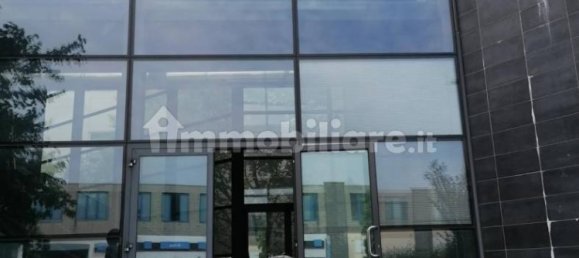 5 rooms Office in Concorezzo, Italy No. 305962 5