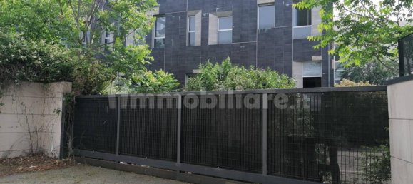 5 rooms Office in Concorezzo, Italy No. 305962 3