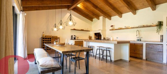 4 bedrooms House in Todi, Italy No. 357427 17