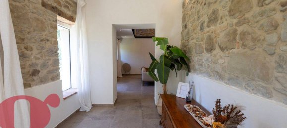 4 bedrooms House in Todi, Italy No. 357427 8