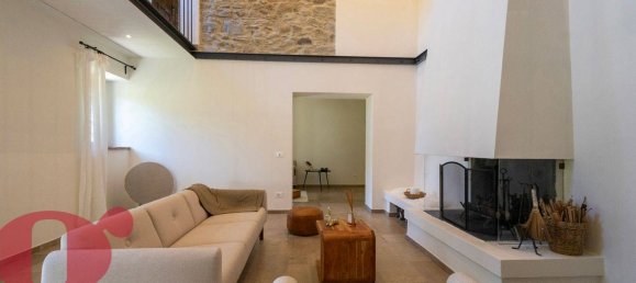 4 bedrooms House in Todi, Italy No. 357427 9