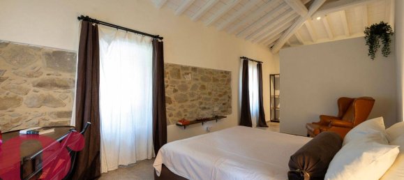 4 bedrooms House in Todi, Italy No. 357427 28