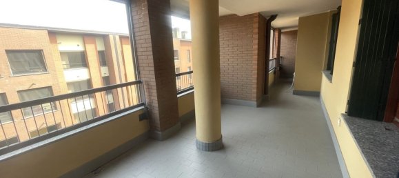 Квартира с 2 комнатами в Опера, Италия № 25639 12