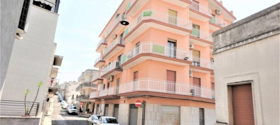Apartamento de 3 divisões em Crispiano, Italy N.º 62826 30