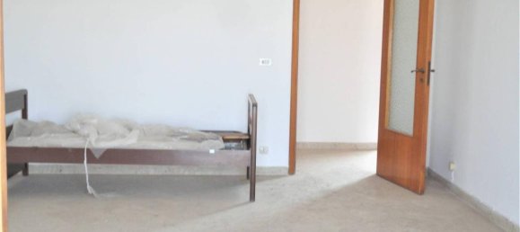 Apartamento de 3 divisões em Crispiano, Italy N.º 62826 17