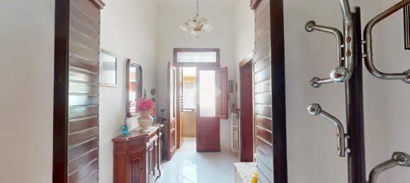 Casa de 4 divisões em Brindisi, Italy N.º 43352 11