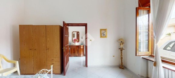 Casa de 4 divisões em Brindisi, Italy N.º 43352 5