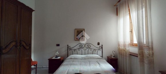 Casa de 4 divisões em Brindisi, Italy N.º 43352 9